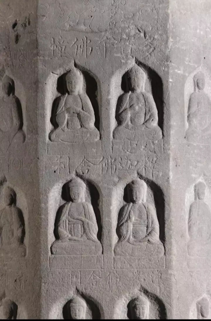 �����ɴ�ǧ��������ʯ��