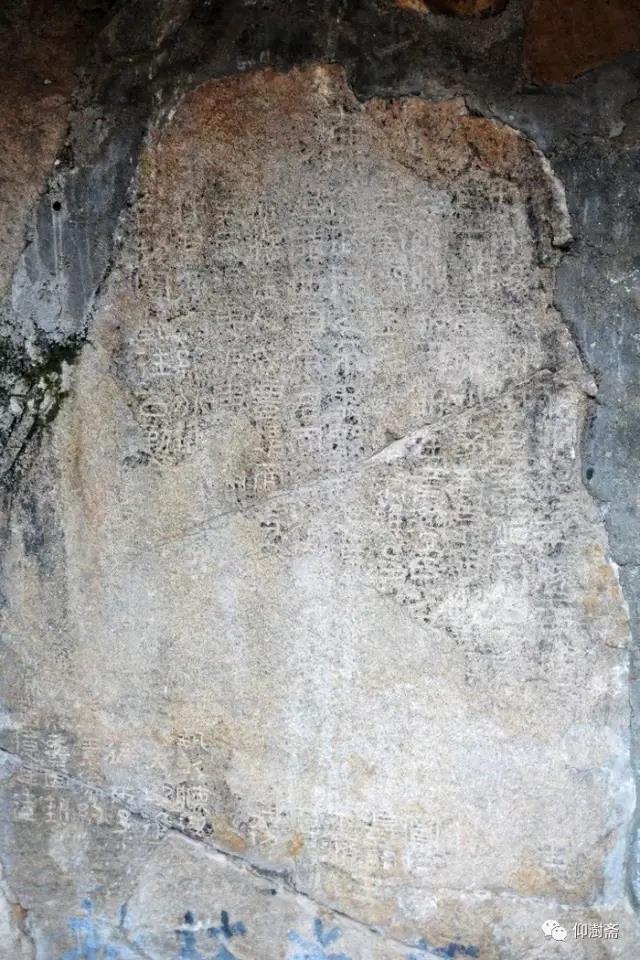 �˶���Ħ�¿�ʯ�轺��ģ�����У����ر���С�����Ҫע������