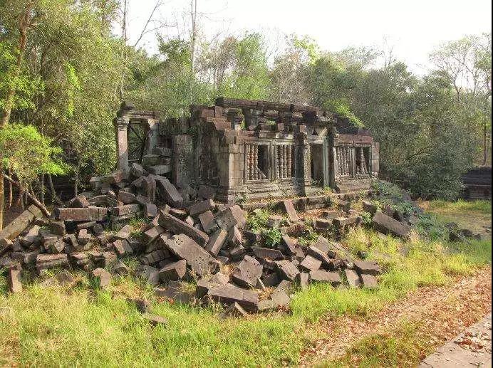 �䶯���磡ǧ��������ķϣ��ⲻ֪�������ߵĳ�ʯͷ�����䱦��